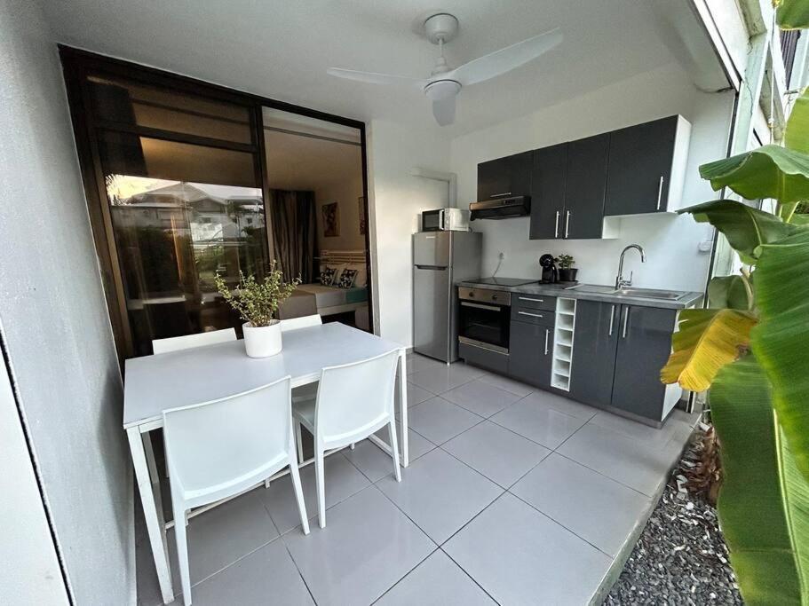 Studio Cosy Plage Et Piscine A Bas Du Fort Le Gosier  Zewnętrze zdjęcie